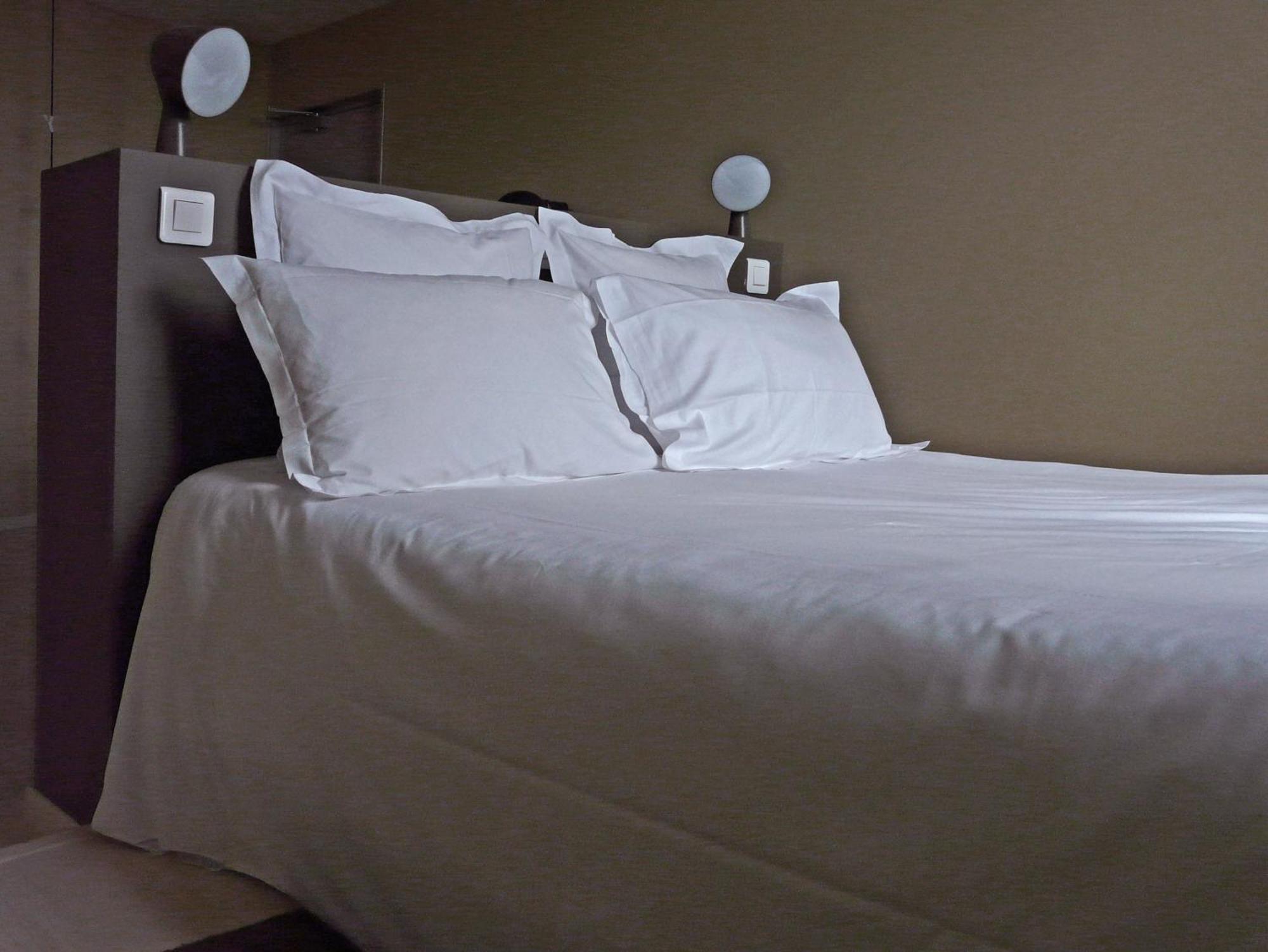 Hotel Courtille De Solutre Ngoại thất bức ảnh