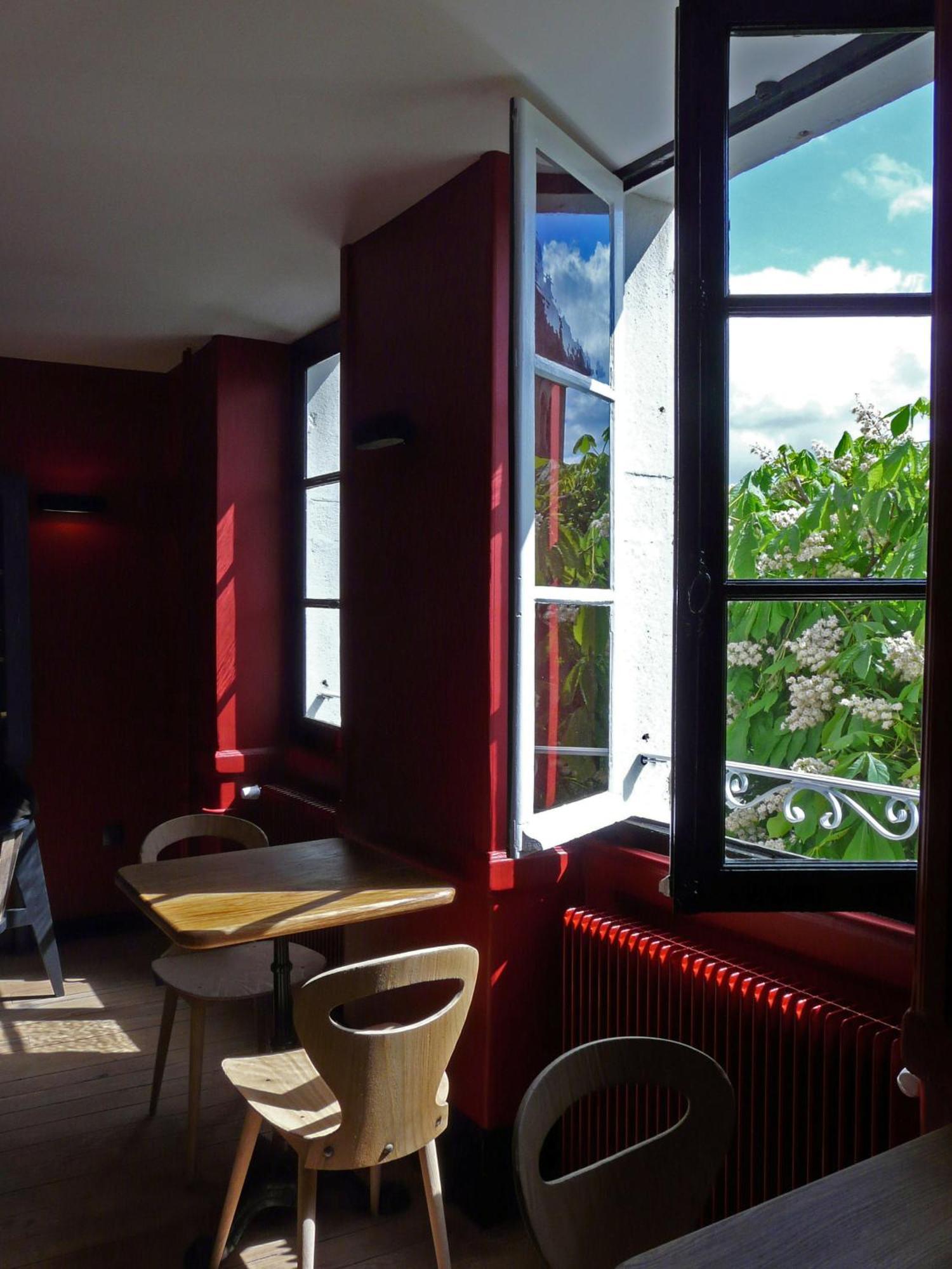 Hotel Courtille De Solutre Ngoại thất bức ảnh
