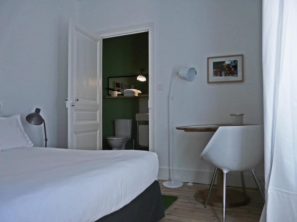 Hotel Courtille De Solutre Phòng bức ảnh